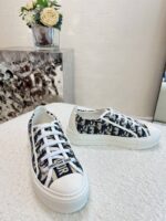 D Sneaker ( حذاء دي سنيكرز) - Image 7