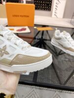 LV Trainer Sneaker  (حذاء “لوي ترينر سنيكرز) - Image 6