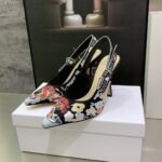 D Slingback Pump ((حذاء دي سلاينج باك) - Image 2