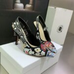 D Slingback Pump ((حذاء دي سلاينج باك)