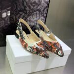 D Slingback Pump ((حذاء دي سلاينج باك)
