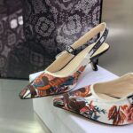 D Slingback Pump ((حذاء دي سلاينج باك) - Image 6