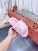 LV Wool Slides (حذاء “لوي صوف سلايد) - Image 9