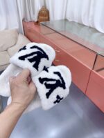 LV Wool Slides (حذاء “لوي صوف سلايد) - Image 5