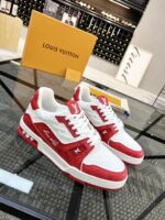 LV Trainer Sneaker  (حذاء “لوي ترينر سنيكرز)