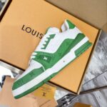 LV Trainer Sneaker (حذاء “لوي ترينر سنيكرز) - Image 8