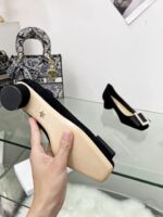 D Idyle Pump (حذاء دي آيدل بكعب) - Image 2