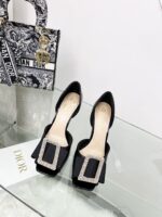 D Idyle Pump (حذاء دي آيدل بكعب) - Image 3
