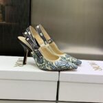 D Slingback Pump ((حذاء دي سلاينج باك) - Image 2