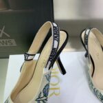 D Slingback Pump ((حذاء دي سلاينج باك) - Image 7