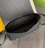 Interlocking Clutch Bag ( حقيبة بقفل متداخل كلاتش  ) - Image 2