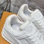 LV Trainer Sneaker (حذاء “لوي ترينر سنيكرز) - Image 8