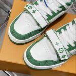 LV Trainer Sneaker (حذاء “لوي ترينر سنيكرز) - Image 2