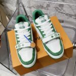 LV Trainer Sneaker (حذاء “لوي ترينر سنيكرز) - Image 4