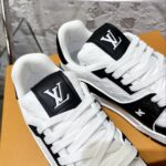 LV Trainer Sneaker (حذاء “لوي ترينر سنيكرز) - Image 3