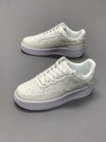 LV Air Force Sneakers ( لوي آير فورس سنيكرز)