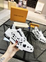 LV Trainer Sneaker  (حذاء “لوي ترينر سنيكرز) - Image 5