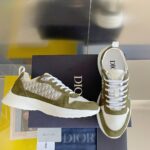 D Casual Sneakers ( دي حذاء كاجوال سنيكرز)