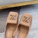 LV Shake Pump ( حذاء الوي شيك بامب) - Image 3