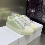 Christian D Sneaker ( حذاء دي كريستيان سنيكرز)