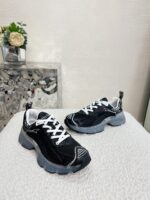 D Vibe Sneaker (دي حذاء فايب سنيكرز) - Image 5