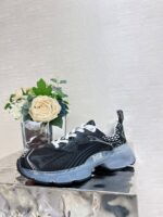 D Vibe Sneaker (دي حذاء فايب سنيكرز) - Image 8