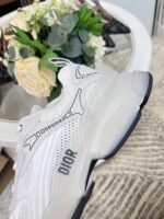 D Vibe Sneaker (دي حذاء فايب سنيكرز) - Image 2