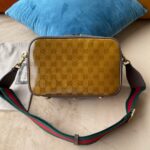 Small Shoulder Bag (حقيبة كتف صغيرة) - Image 5