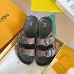 LV Flat Comfort Mule ( حذاء “لوي مسطح مريح ميوول ) - Image 3