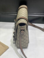 Interlocking Clutch Bag ( حقيبة بقفل متداخل كلاتش  ) - Image 4