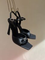 Embellished Sandals ( حذاء مرصّع صندل ) - Image 2