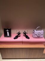 Embellished Sandals ( حذاء مرصّع صندل ) - Image 4