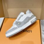 LV Trainer Sneaker (حذاء “لوي ترينر سنيكرز) - Image 7
