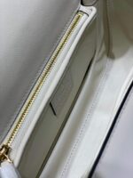 Blondie Mini Shoulder Bag (حقيبة كتف "بلوندي" حجم ميني0) - Image 3