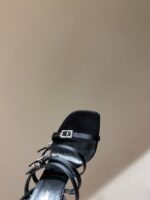 Embellished Sandals ( حذاء مرصّع صندل ) - Image 8