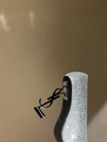 Embellished Pumps (حذاء بامب مرصّع) - Image 4