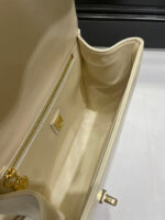 Equestrian Inspired Shoulder Bag (	حقيبة كتف المستوحاة من الفروسية) - Image 3