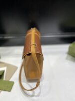Equestrian Inspired Shoulder Bag (	حقيبة كتف المستوحاة من الفروسية) - Image 8