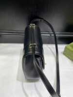 Equestrian Inspired Shoulder Bag (	حقيبة كتف المستوحاة من الفروسية) - Image 2