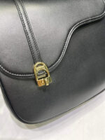 Equestrian Inspired Shoulder Bag (	حقيبة كتف المستوحاة من الفروسية) - Image 5