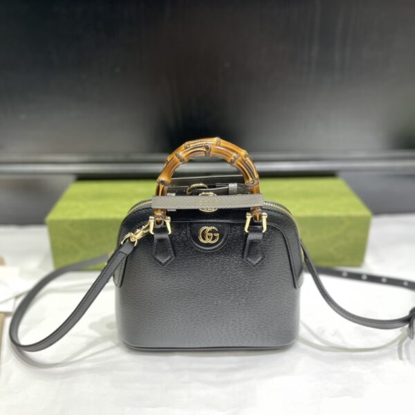 Diana Mini Tote Bag (حقيبة يد صغيرة ديانا)