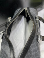 Carry-On Duffle Bag (حقيبة سفر) - Image 5