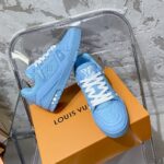 LV Trainer Sneaker (حذاء “لوي ترينر سنيكرز) - Image 4