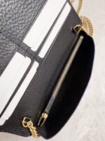 Interlocking  Bow Chain Wallet (محفظة بسلسلة بقوس متداخل) - Image 4