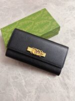 Interlocking Bow Wallet (محفظة بقوس متداخل من جلد الثعبان) - Image 2