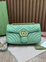 Marmont Medium Shoulder Bag (	حقيبة كتف مارمونت" حجم متوسط)