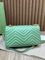 Marmont Medium Shoulder Bag (	حقيبة كتف مارمونت" حجم متوسط) - Image 6