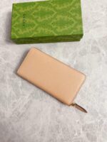 Interlocking Bow Wallet (محفظة بقوس متداخل من جلد الثعبان) - Image 2