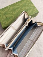Interlocking Bow Wallet (محفظة بقوس متداخل من جلد الثعبان) - Image 4