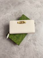 Interlocking Bow Wallet (محفظة بقوس متداخل من جلد الثعبان)